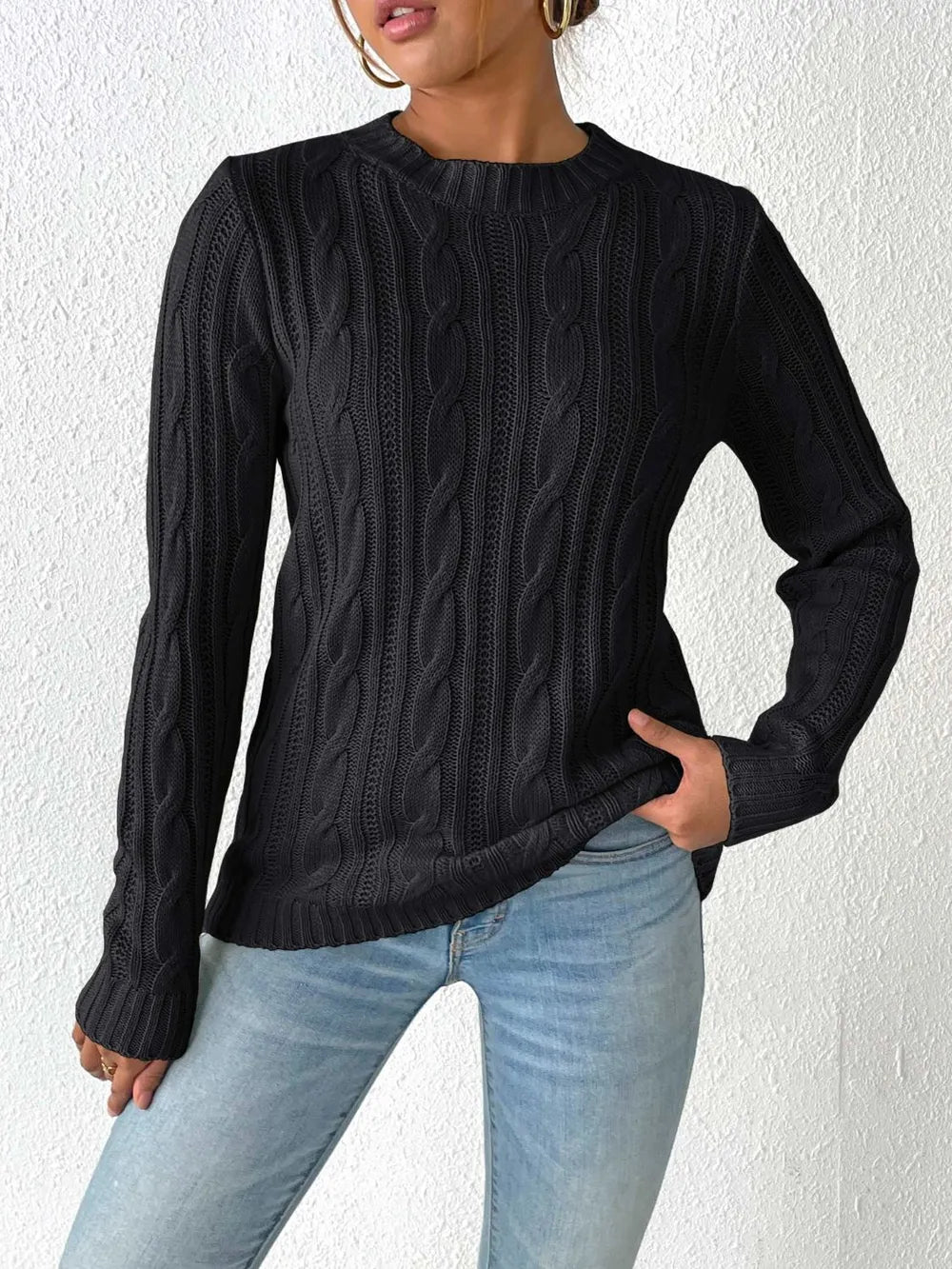 Cable-knit Round Neck Sweater (9)