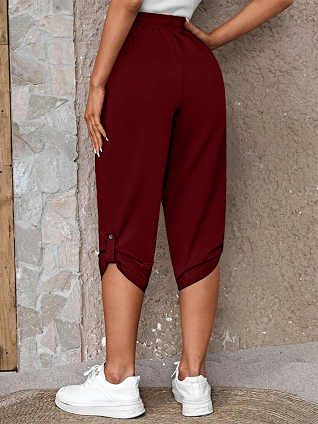 Full Size Roll-tab Capris Pants (2)