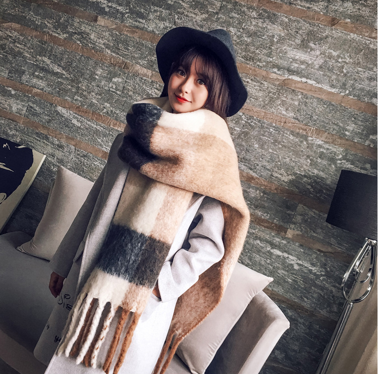 Cashmere-inspired Scarf photo 2