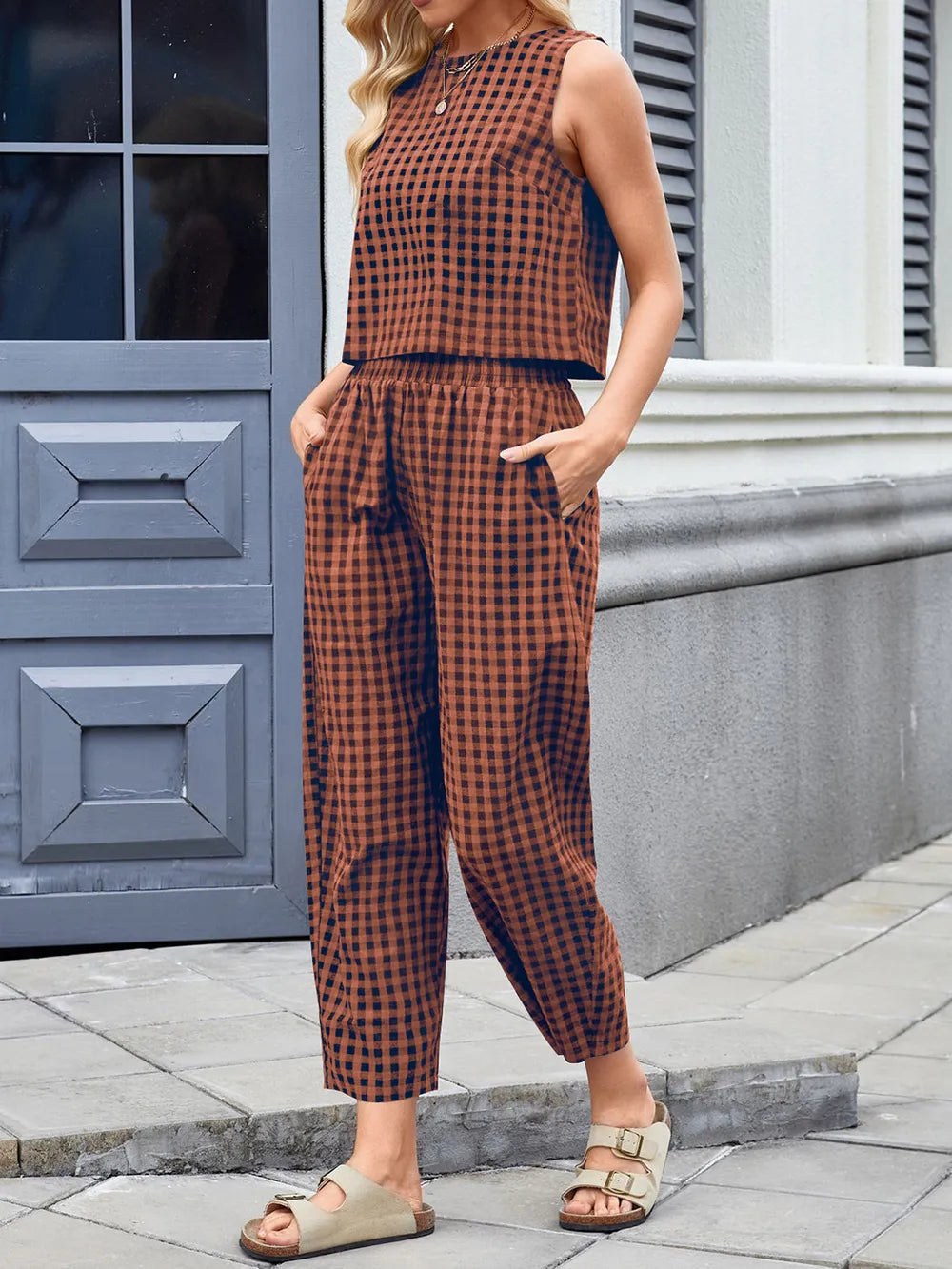 Plaid Round Neck Sleeveless Top Pants Set (2)