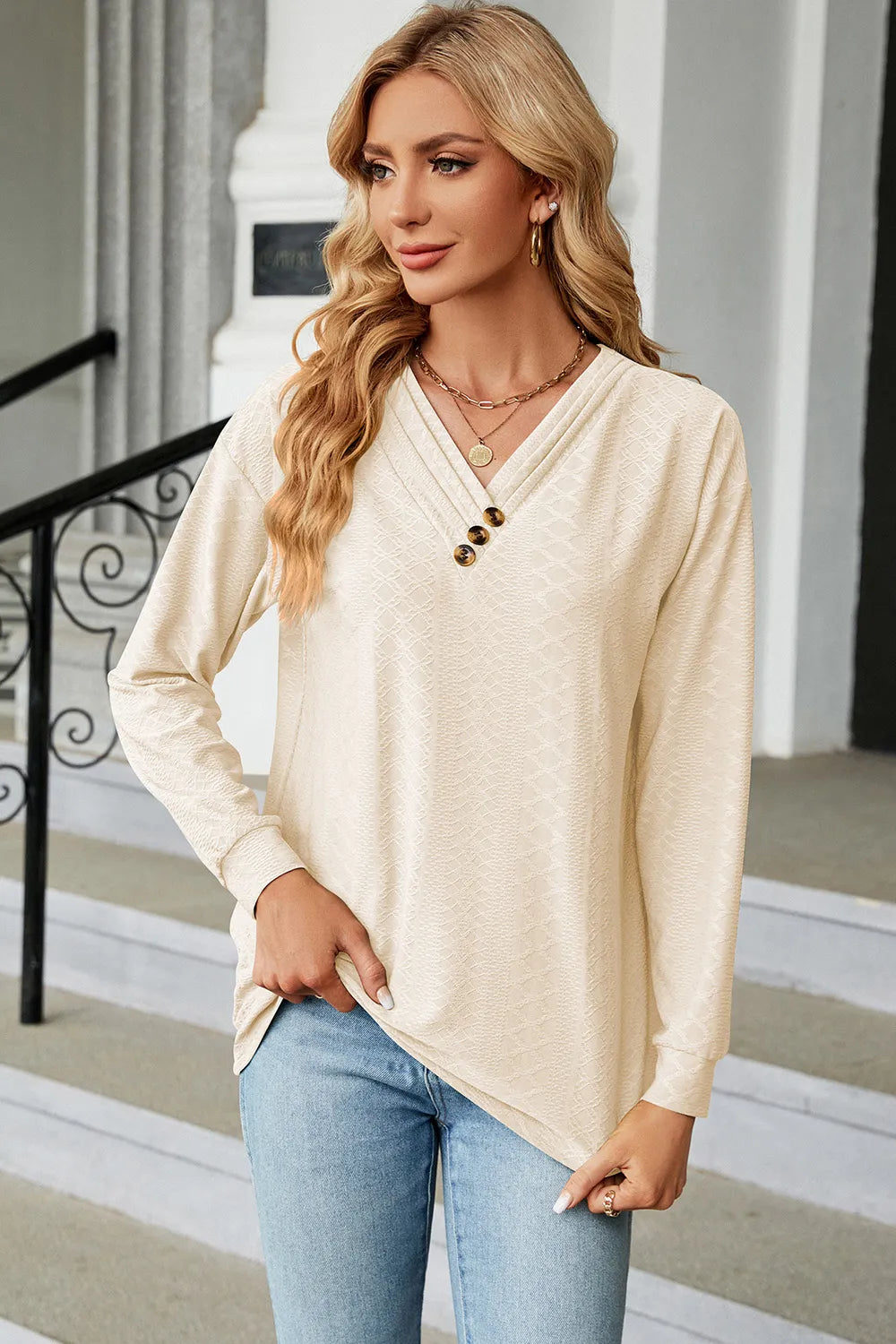 V-neck Long Sleeve T-shirt (27)