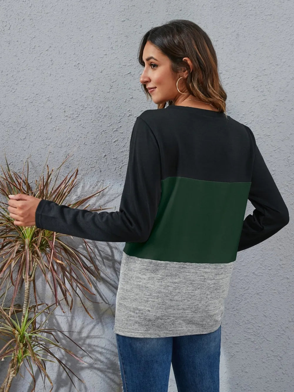 Block Round Neck Long Sleeve T-shirt (11)
