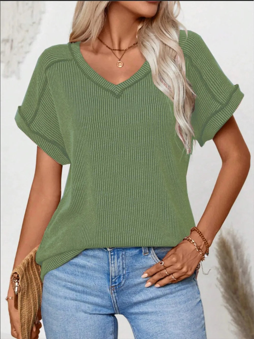 Exposed Seam V-neck Short Sleeve Top (14)