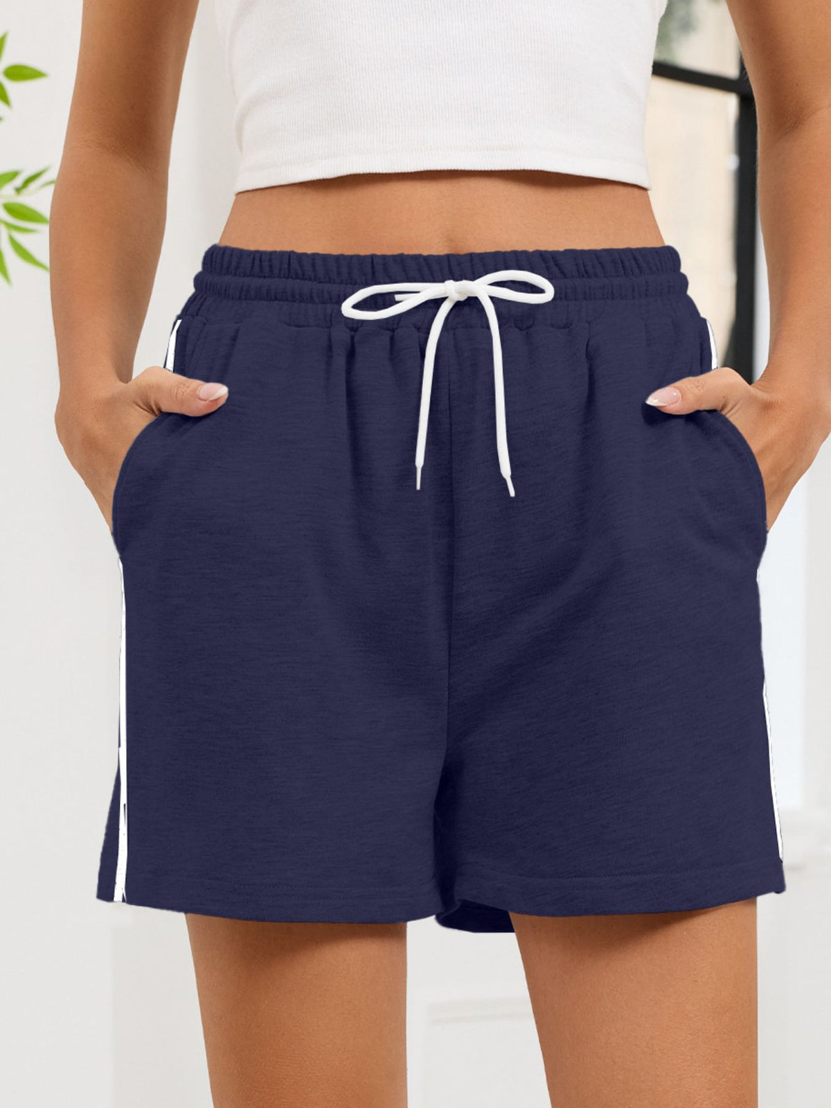 Striped Trim Drawstring Shorts (19)
