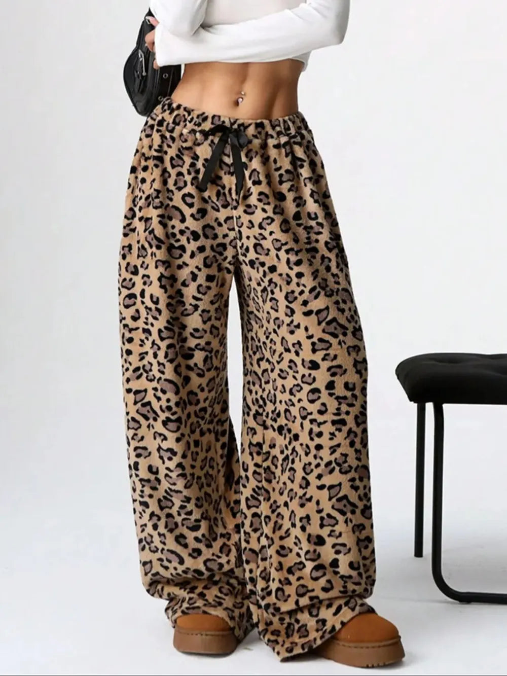Leopard Wide Leg Plush Pants (3)