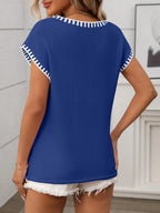 Contrast Trim V-neck Short Sleeve Knit Top (20)