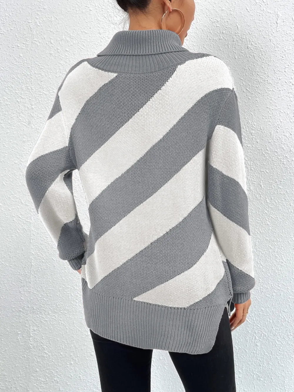Striped Turtleneck Dropped Shoulder Sweater (7)