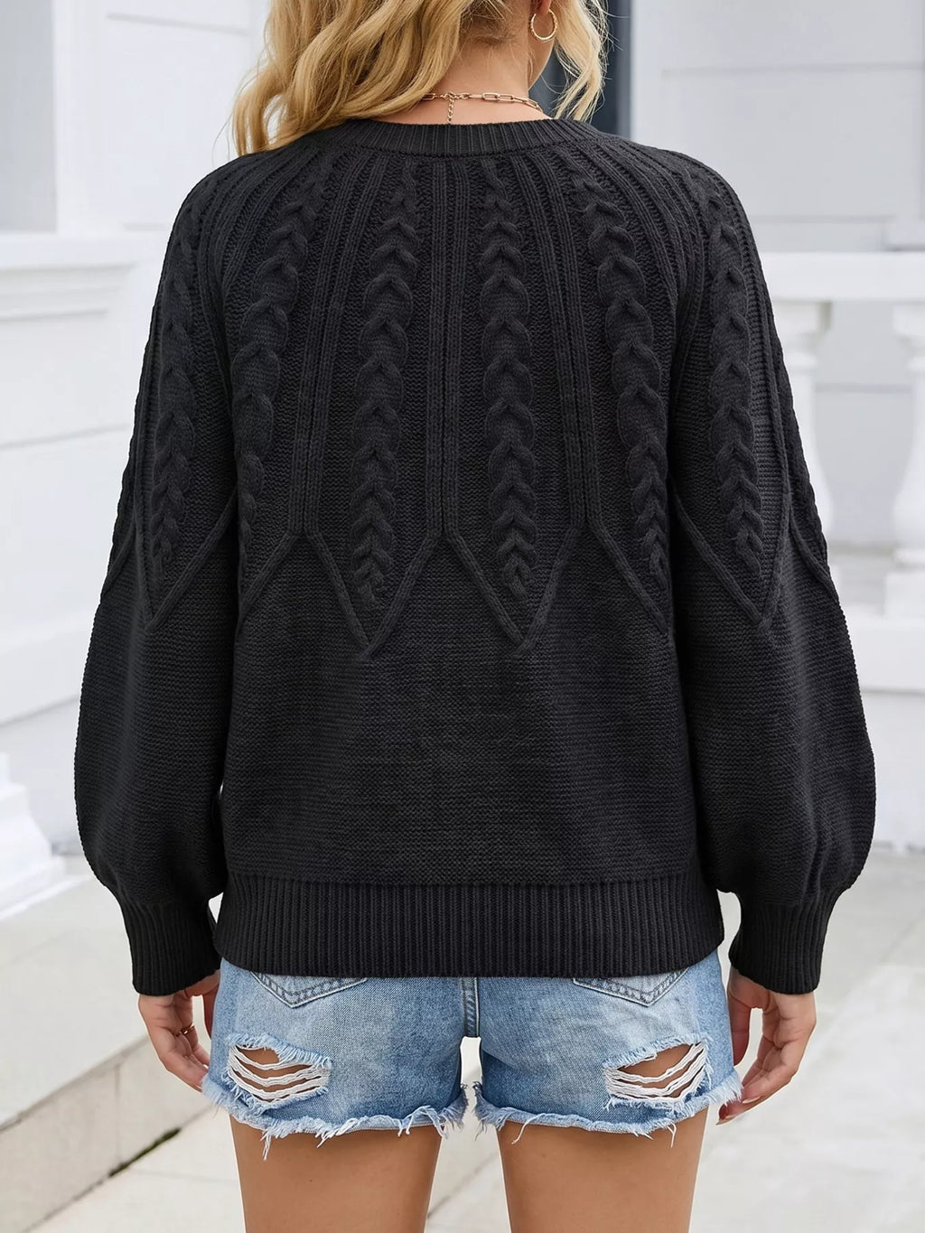 Cable-knit Round Neck Sweater (15)