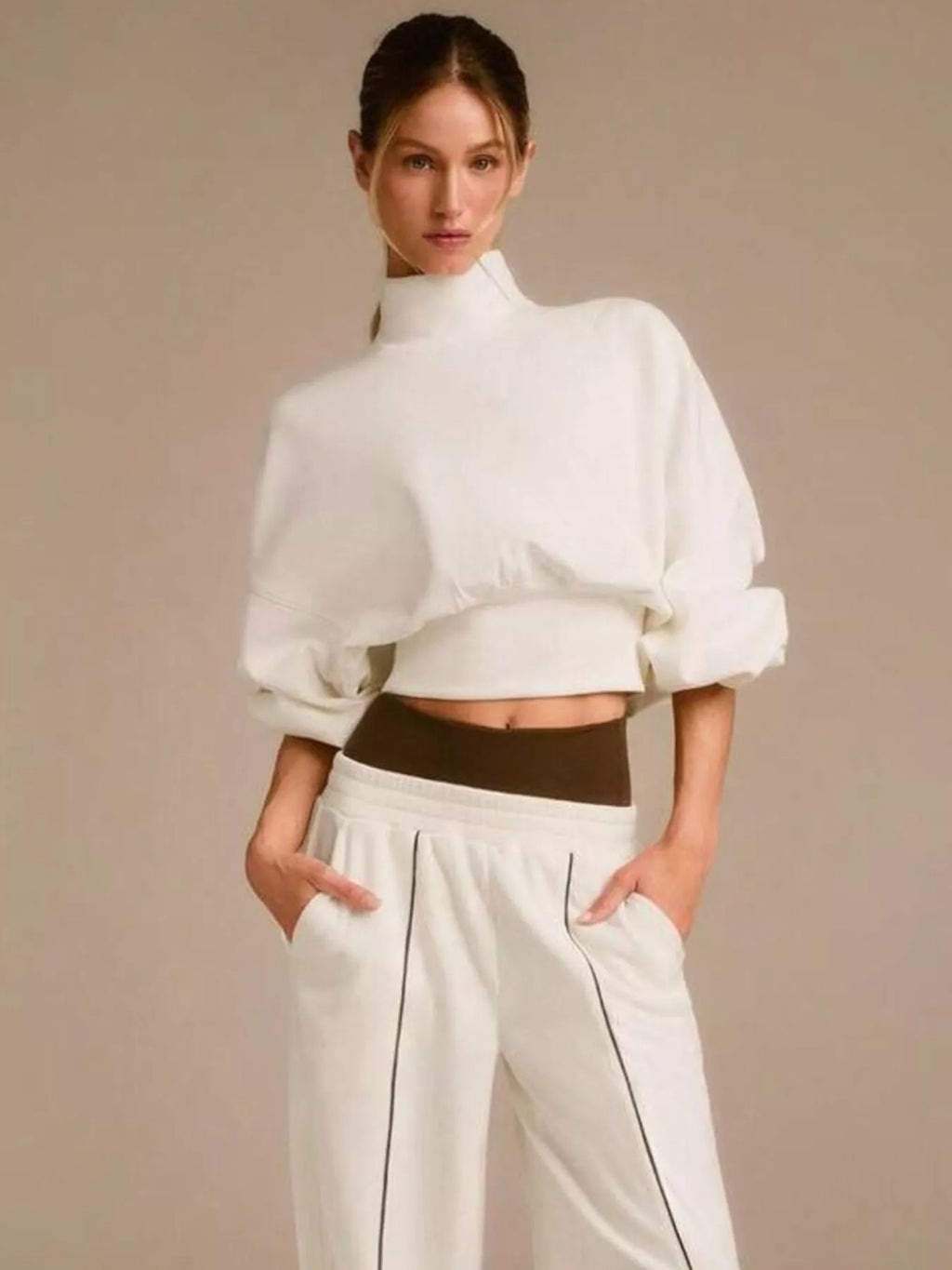 Turtleneck Dropped Shoulder Sweatshirt (6)