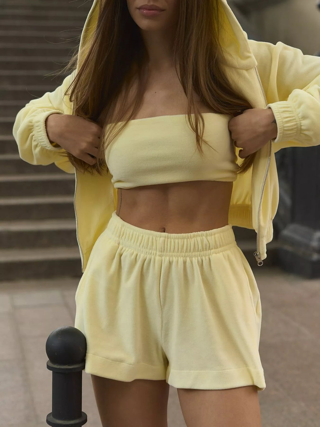 Zip Up Cropped Hoodie Shorts Set (2)