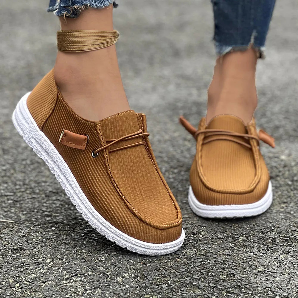 Round Toe Flat Slip-ons (6)