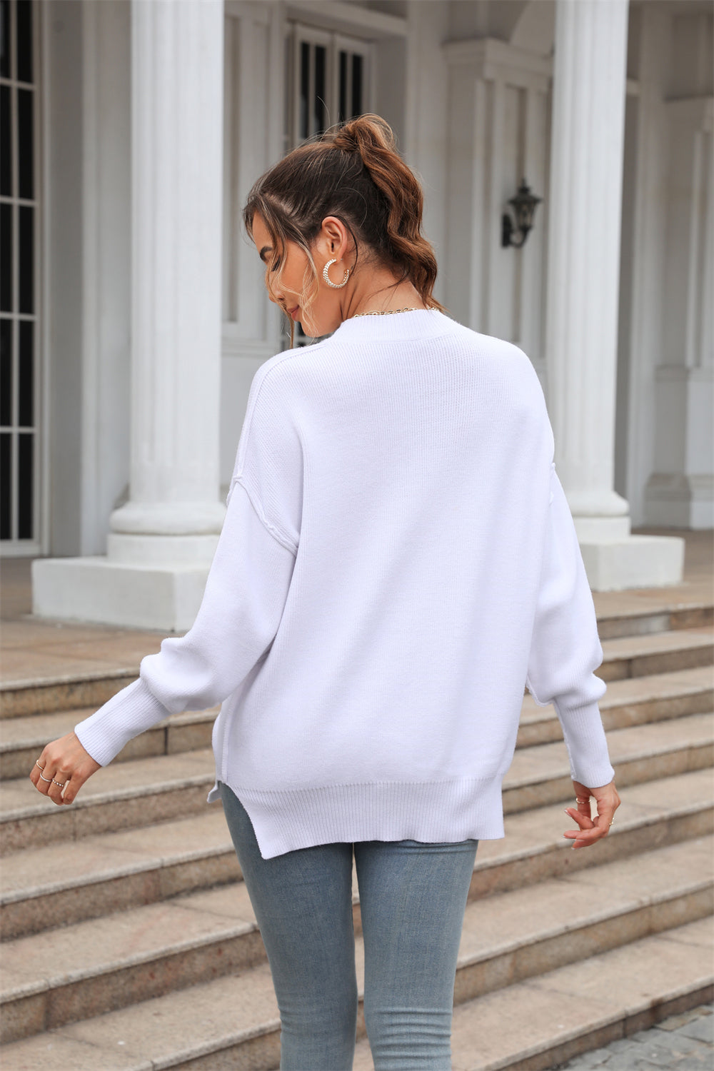 Round Neck Long Sleeve Sweater (6)