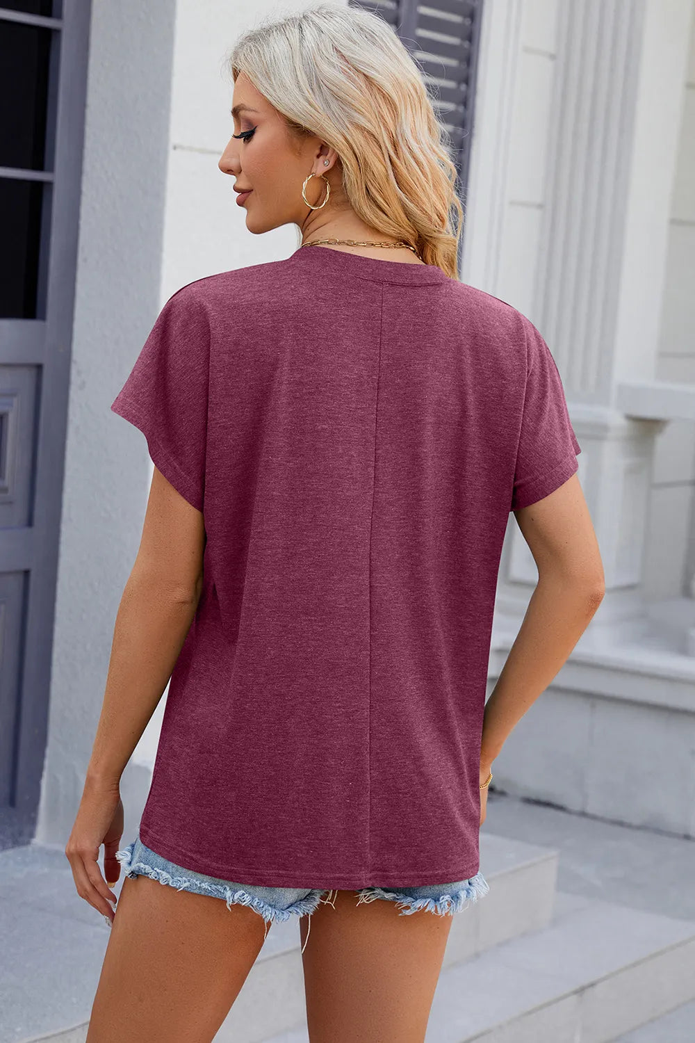 V-neck Short Sleeve T-shirt (24)