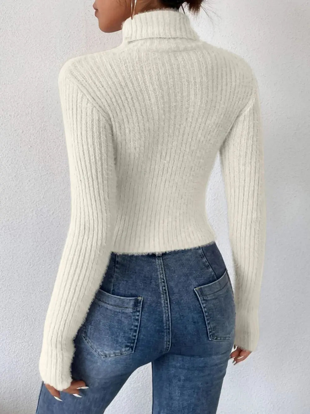 Ribbed Turtleneck Long Sleeve Sweater (10)