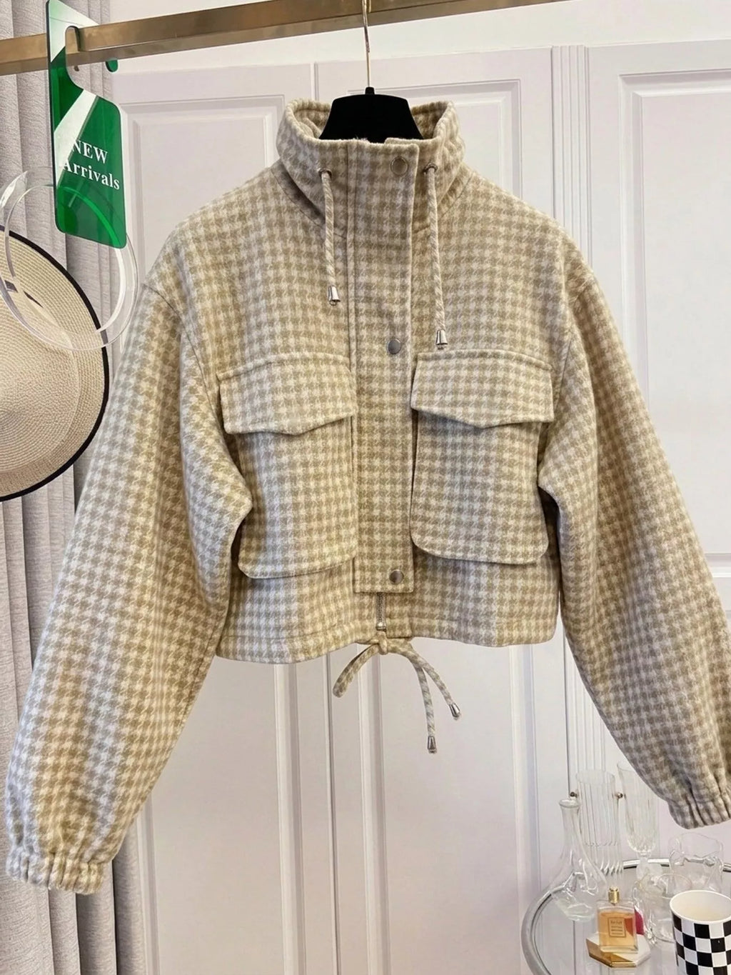 Plaid Cropped Zip-up Jacket (2)