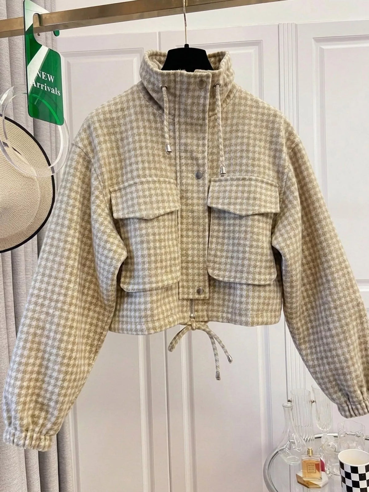 Plaid Cropped Zip-up Jacket (2)