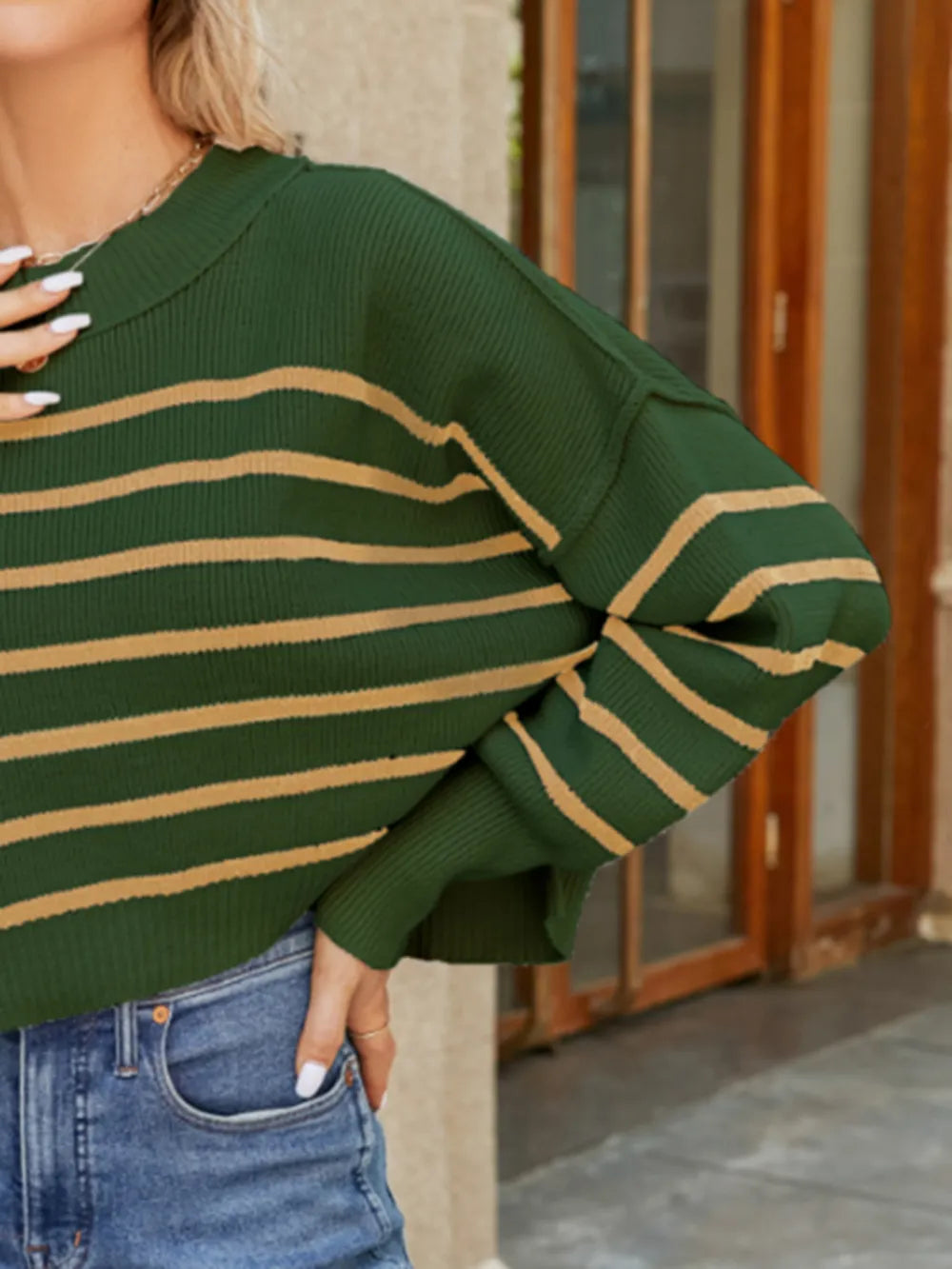 Round Neck Striped Lantern Sleeve Sweater (10)