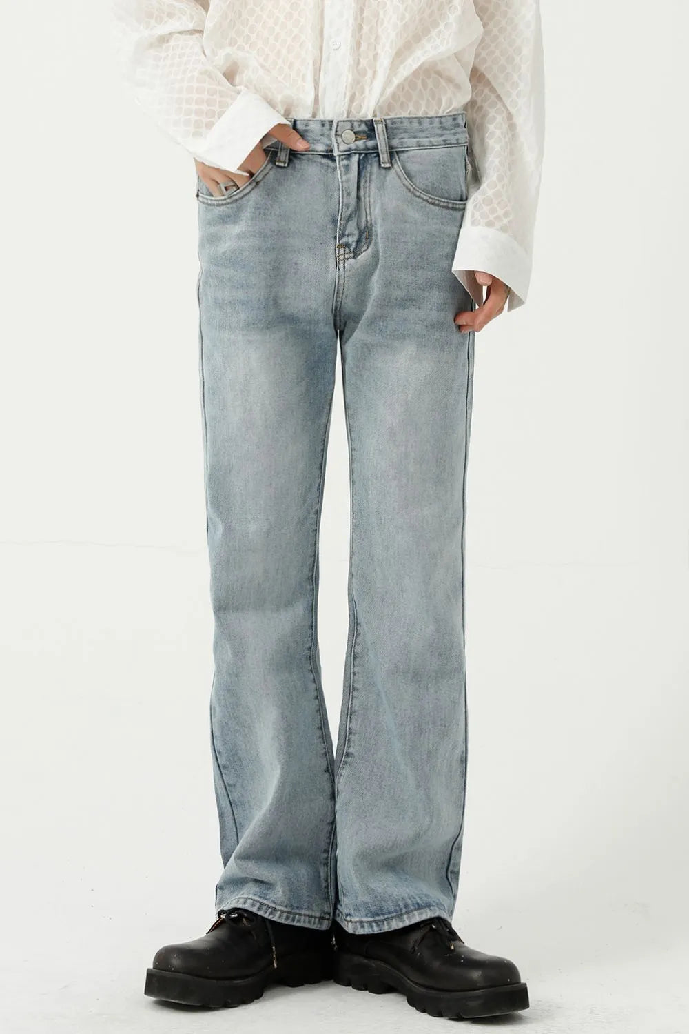 Mid Rise Jeans Pockets (3)