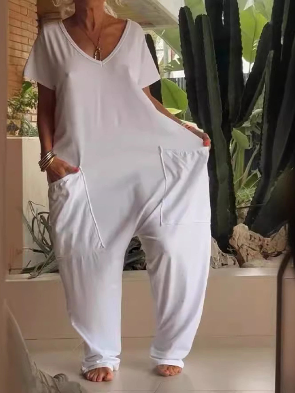 Loose V-neck Wide Leg Jumpsuit