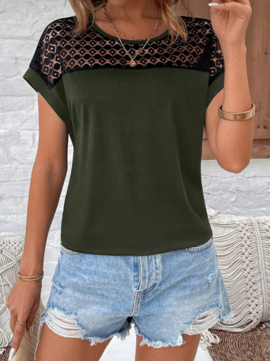 Lace Round Neck Short Sleeve T-shirt (3)