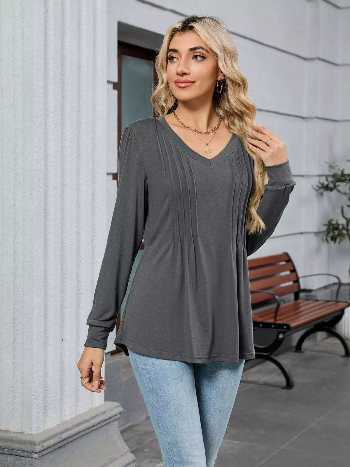 V-neck Long Sleeve Relaxed Fit T-shirt (8)