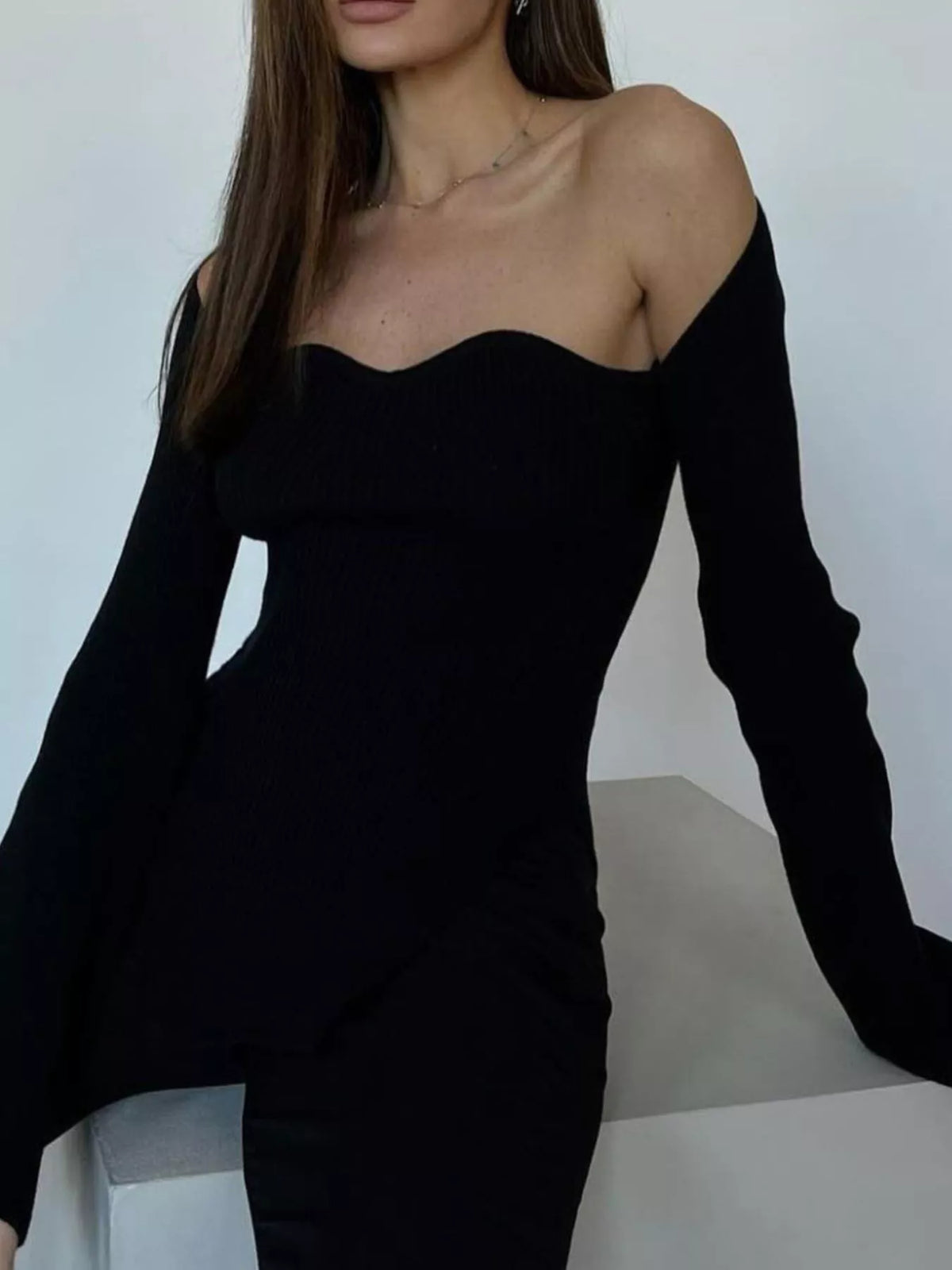 Ribbed Knit Sweetheart Neckline Sweater (7)