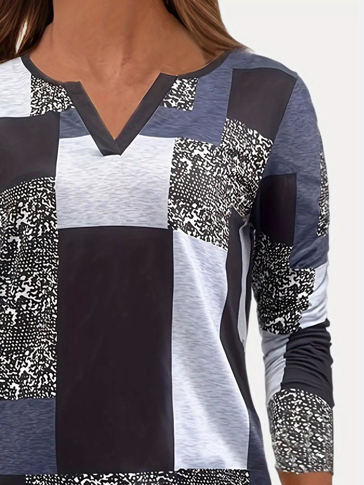 Notched Long Sleeve T-shirt (6)