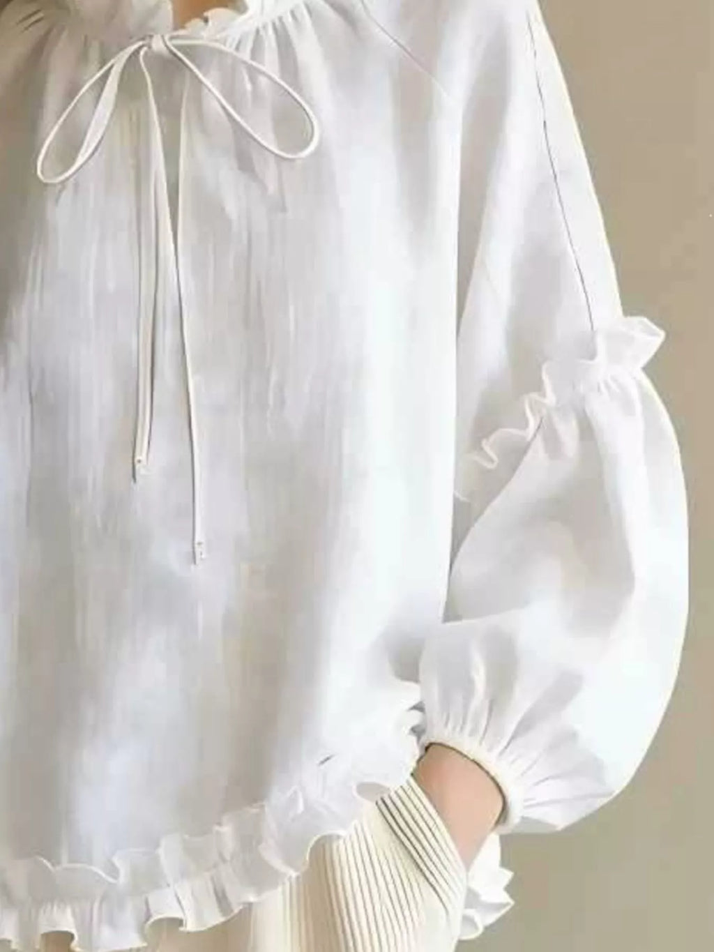 Frill Balloon Sleeve Blouse (3)
