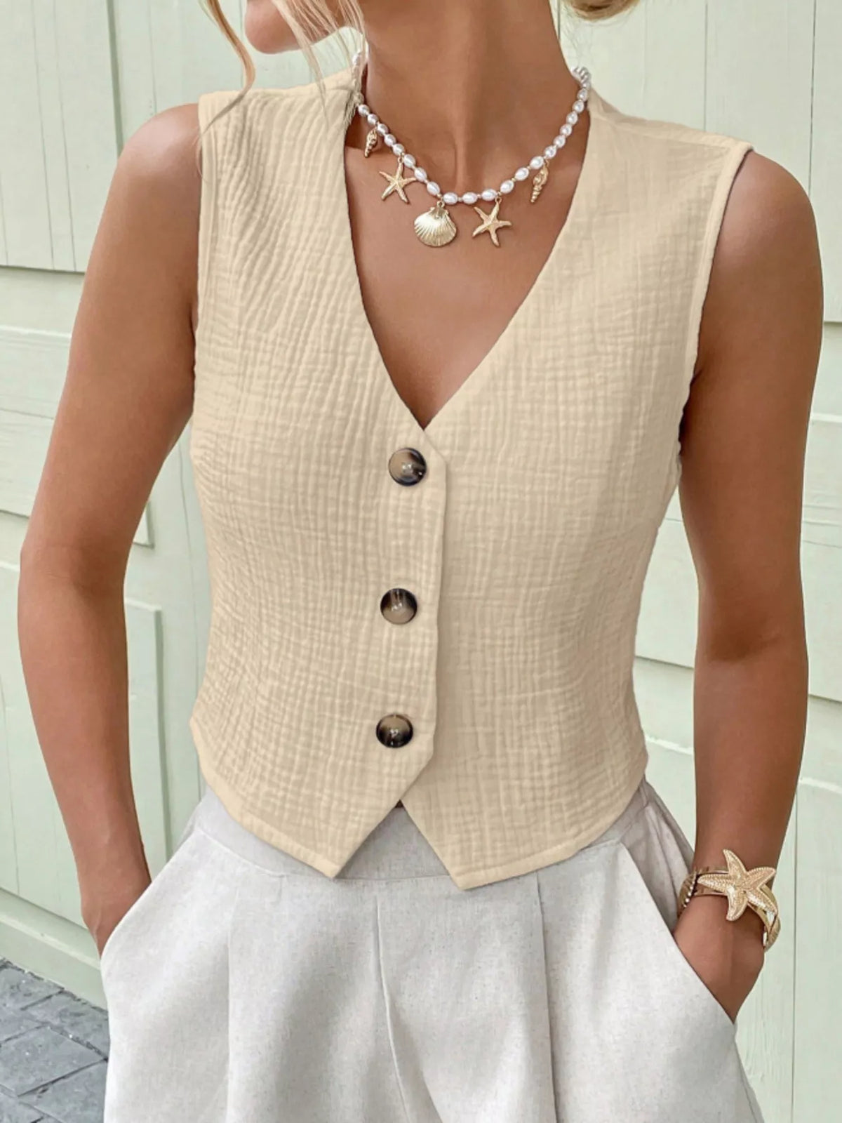 Textured Button-front Vest (3)
