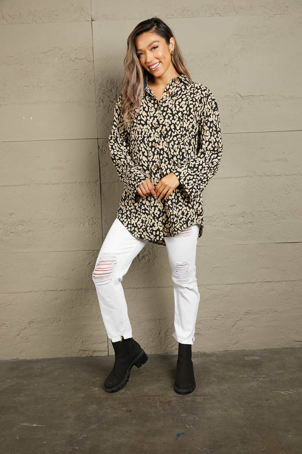 Leopard Roll-tap Sleeve Shirt (4)