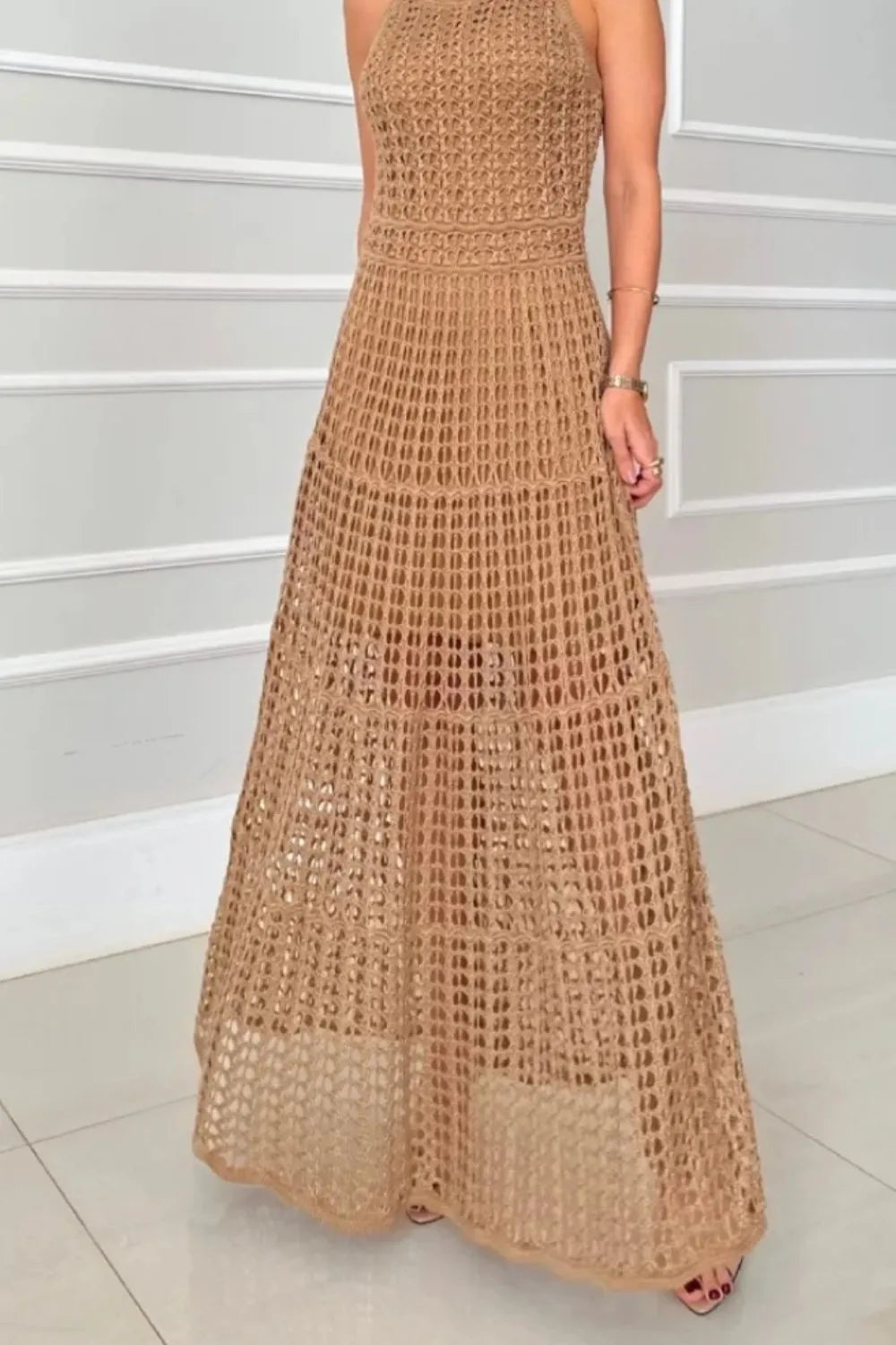 Hollowed-out Sleeveless Maxi Dress (5)