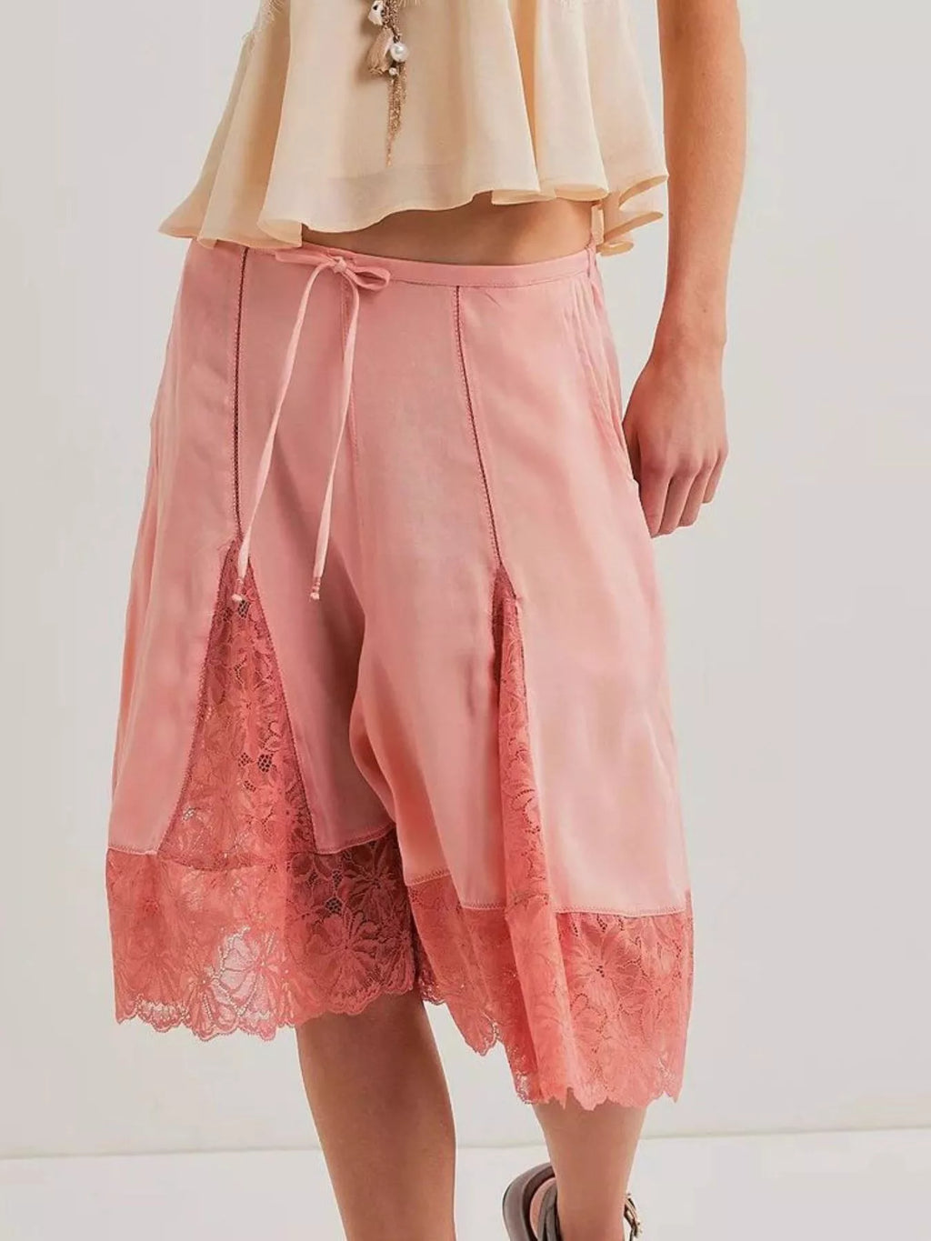 Lace Detail Shorts (3)