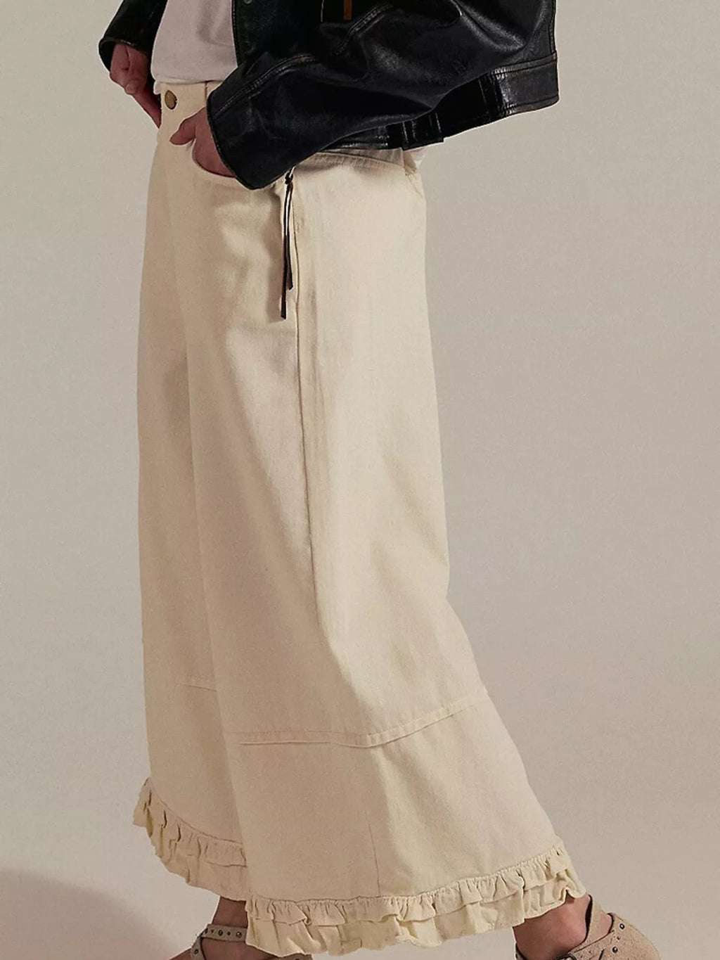 Wide-leg Ruffle Hem Jeans (14)