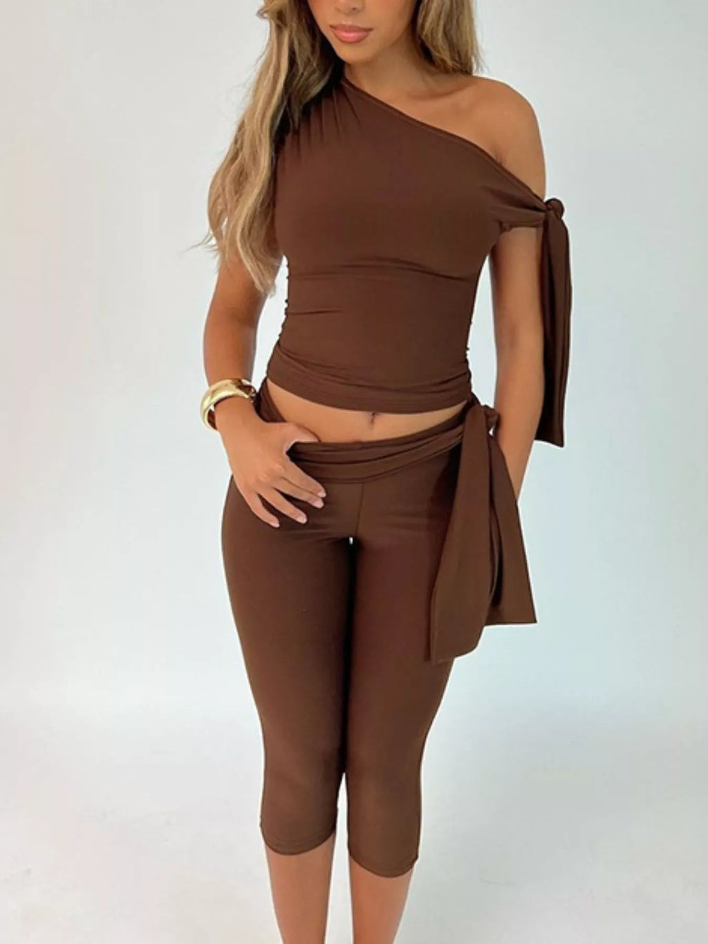 Tied One Shoulder Top Capris Set (10)