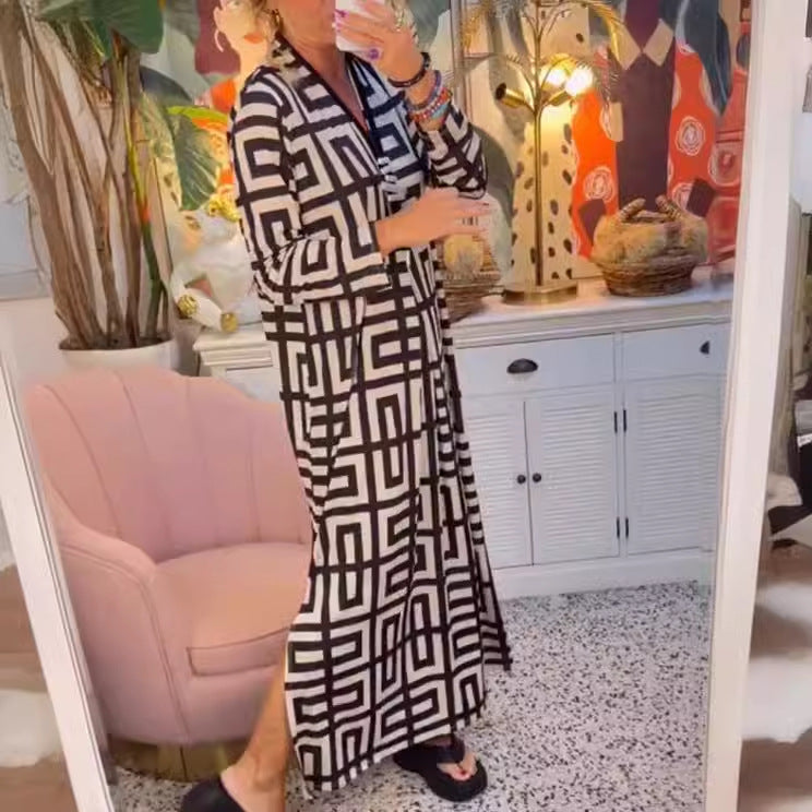 Printed V-neck Dress photo 3