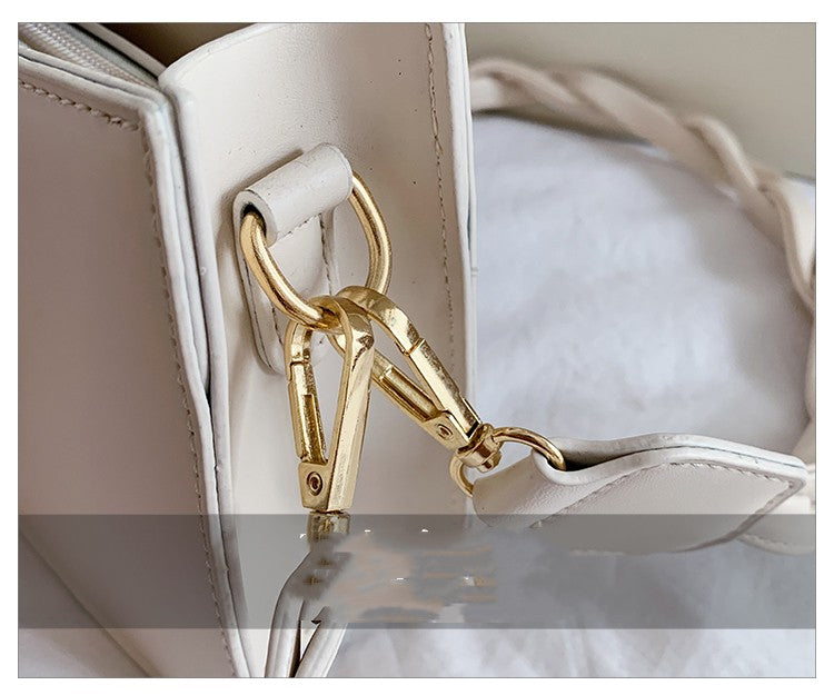 Versatile Crossbody Bag photo 5