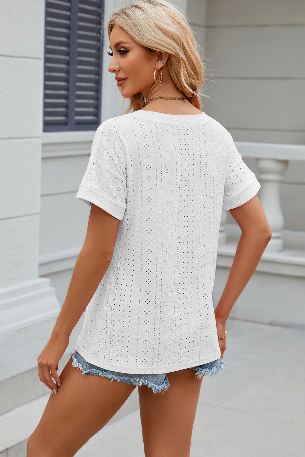 Eyelet V-neck Short Sleeve T-shirt (6)