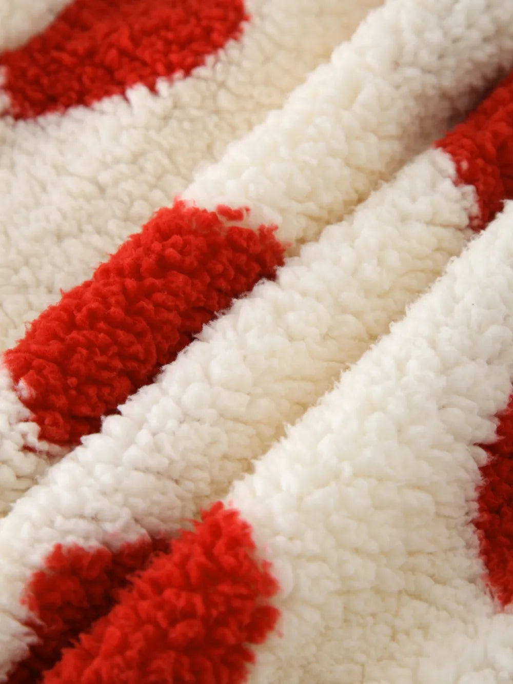 Fuzzy Heart Pocketed Dropped Shoulder Hoodie (9)