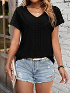 Eyelet V-neck Short Sleeve T-shirt (3)