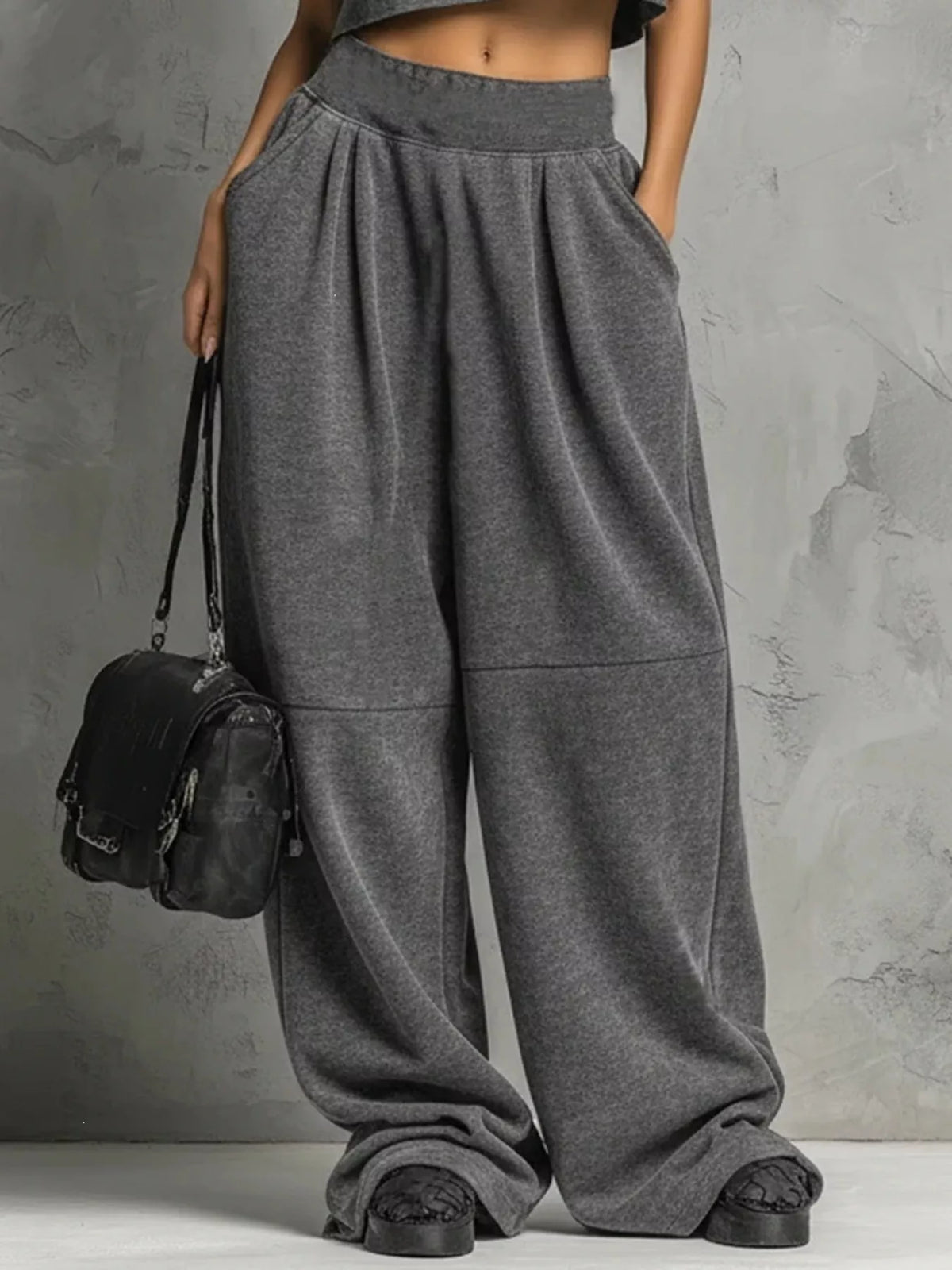 Sleeveless Mock Neck Crop Top Wide-leg Sweatpants Set (3)