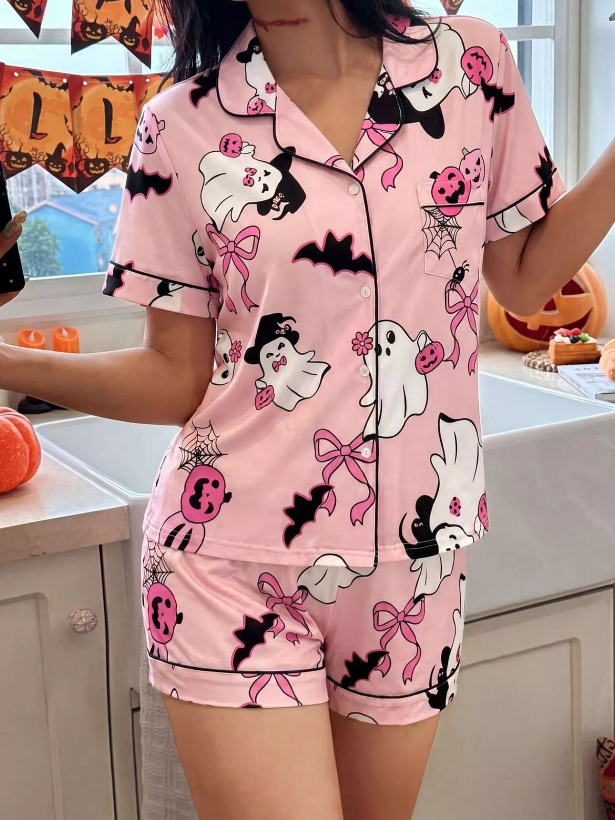 Halloween Ghost Print Button-down Top Shorts Lounge Set (5)