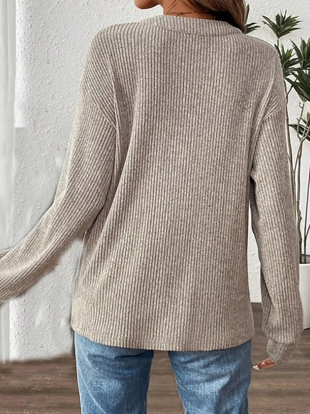 Ribbed Button Detail Long Sleeve T-shirt (3)