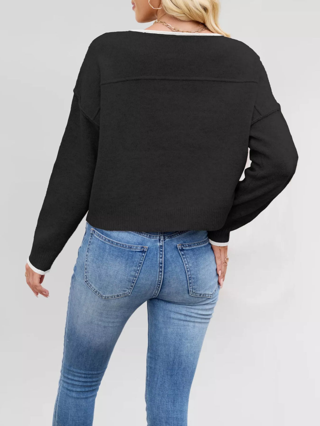 Round Neck Dropped Shoulder Sweater (23)