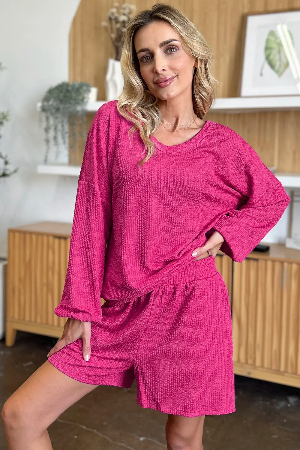 Full Size Texture V-neck Long Sleeve T-shirt Shorts Set (8)