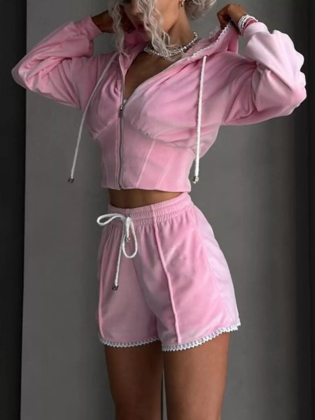 Zip Up Hooded Outerwear Shorts Set (18)