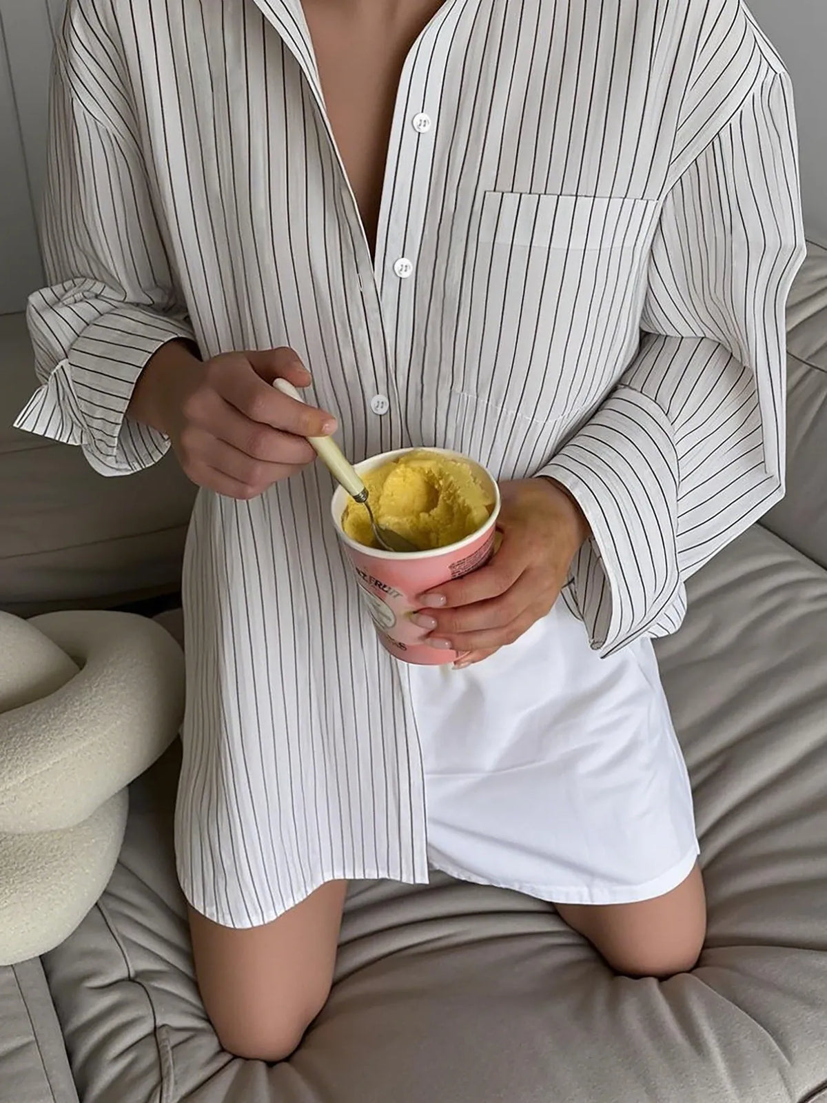 Oversized Striped Button-down Shirt (4)