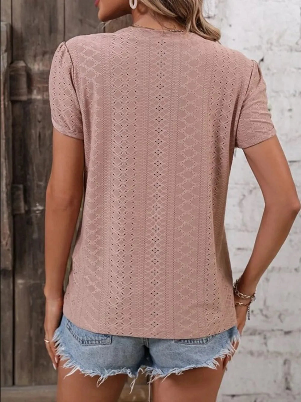 Eyelet V-neck Petal Sleeve T-shirt (2)
