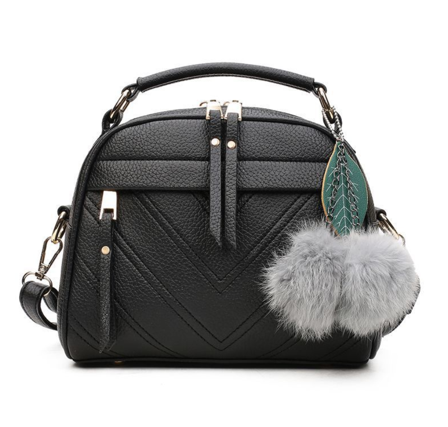 Hair Ball Shoulder Bag photo 6