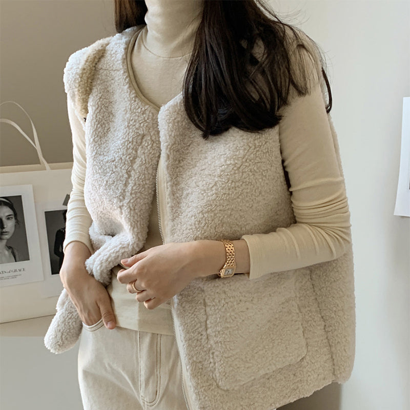 Lamb Wool Vest Jacket photo 1