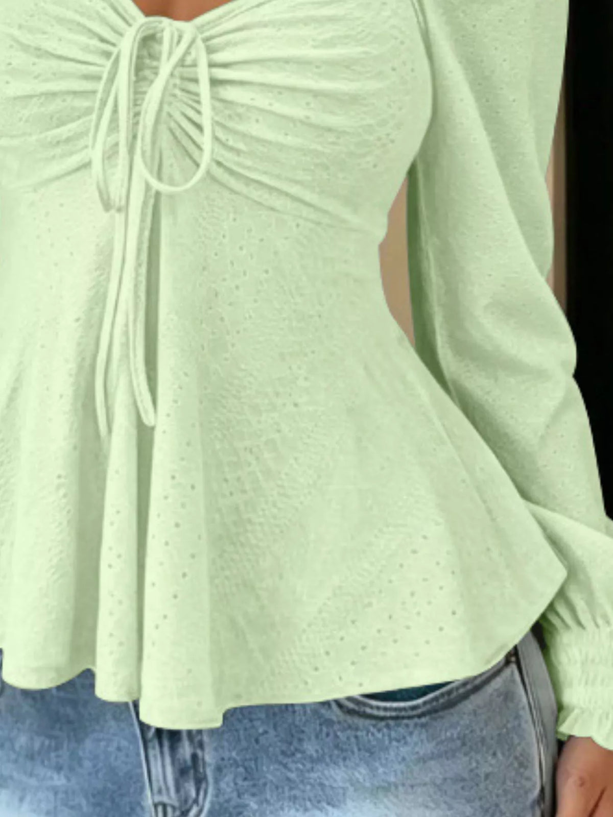 Ruched Sweetheart Neck Long Sleeve Top (15)